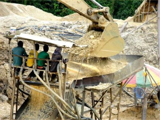 挖掘機配件進貨渠道