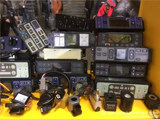 上海寶馬展哪些挖機(jī)配件吸引眼球?