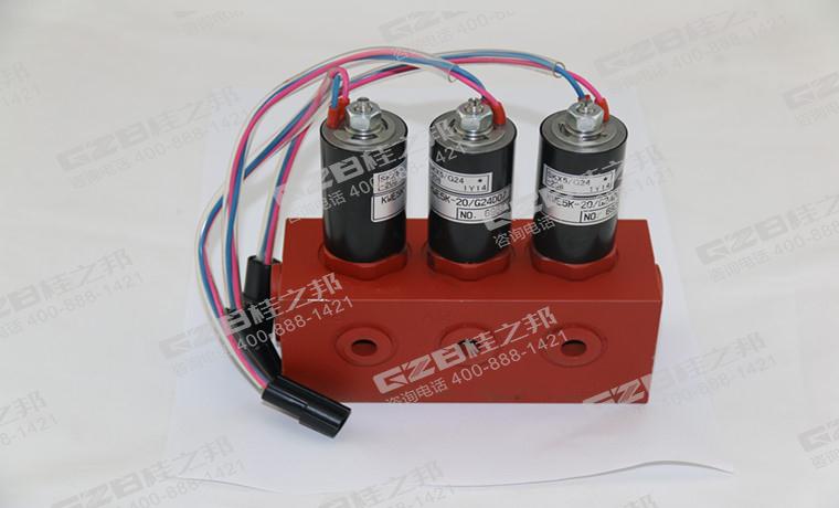 徐工挖掘機(jī)配件,挖掘機(jī)配件批發(fā)