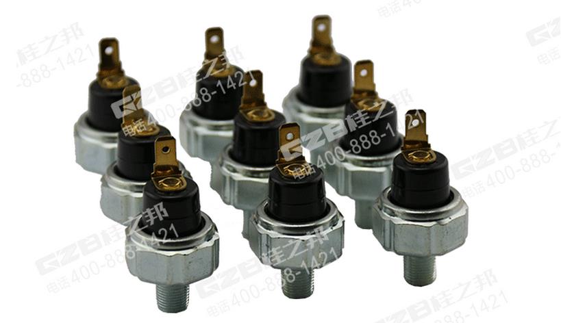 三一挖掘機(jī)三菱發(fā)動機(jī)機(jī)油壓力開關(guān)
