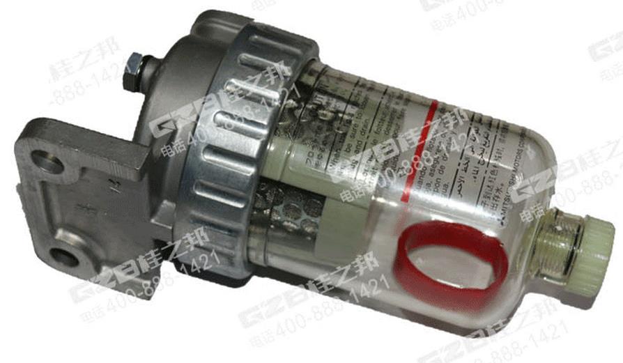 三一205挖掘機(jī)油水分離器