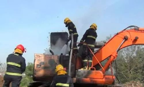 發(fā)動(dòng)機(jī)