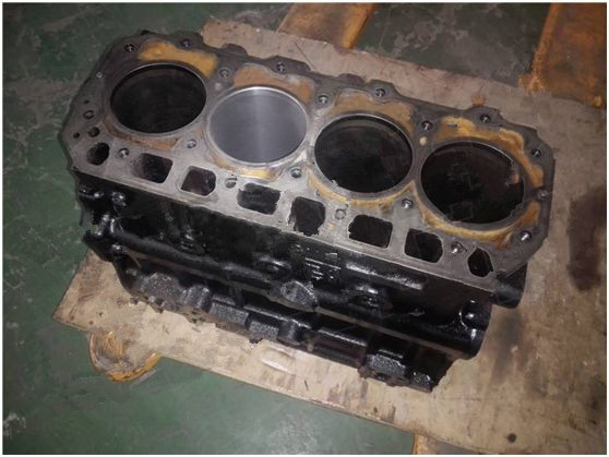 發(fā)動(dòng)機(jī)