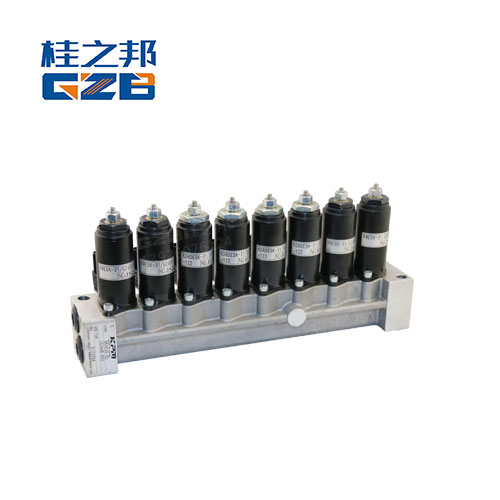 三一215c-9挖掘機(jī)配件