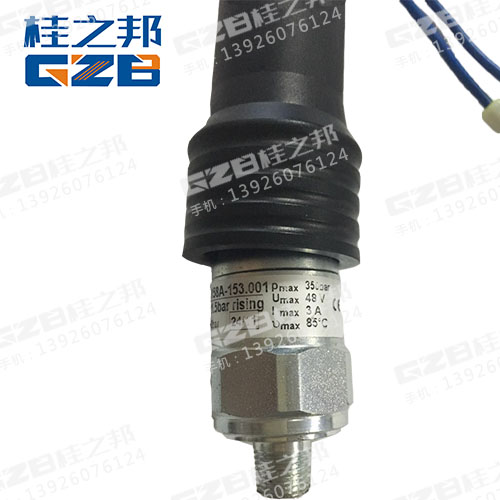 夏工822挖機配件