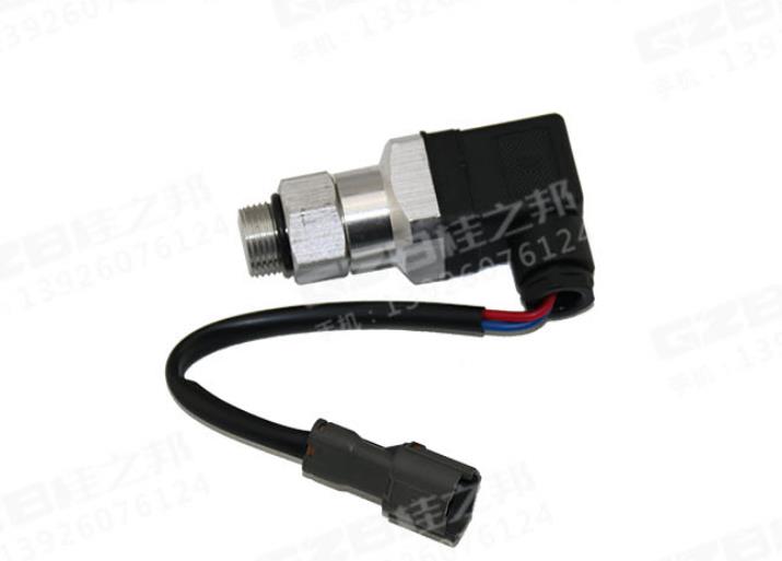 徐工215挖掘機(jī)配件