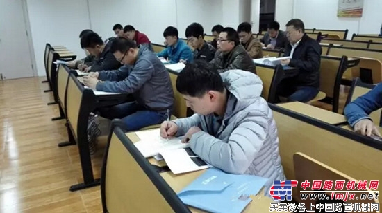 從&ldquo;高大上&rdquo;到&ldquo;接地氣&rdquo;，廈工再制造惠及經(jīng)銷合作伙伴培訓(xùn)班